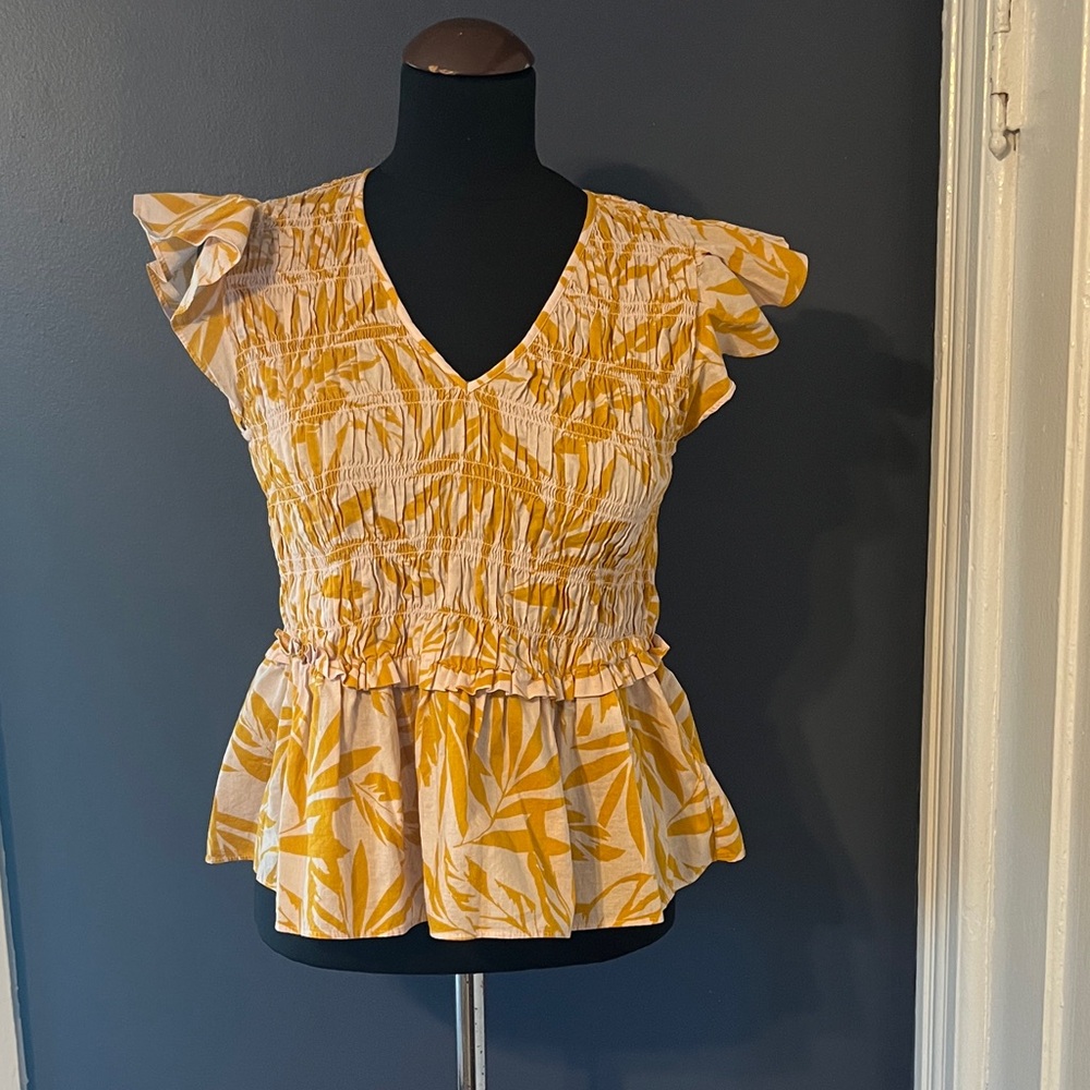 On 34th Yellow Pink Shirred Ruffle Sleeve Top